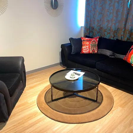 Penn Gardens Spacious 2 Beds - 1